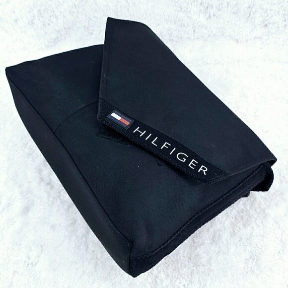 Tommy Hilfiger Black Canvas Spell Out Canvas Messenger Crossbody Shoulder Bag - Picture 8 of 12